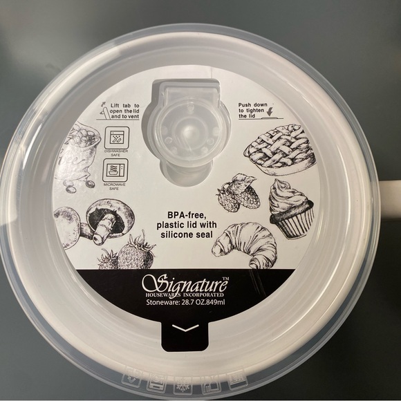 Blessed Stoneware Soup Mug with Vented Cover, NWT - Picture 3 of 4